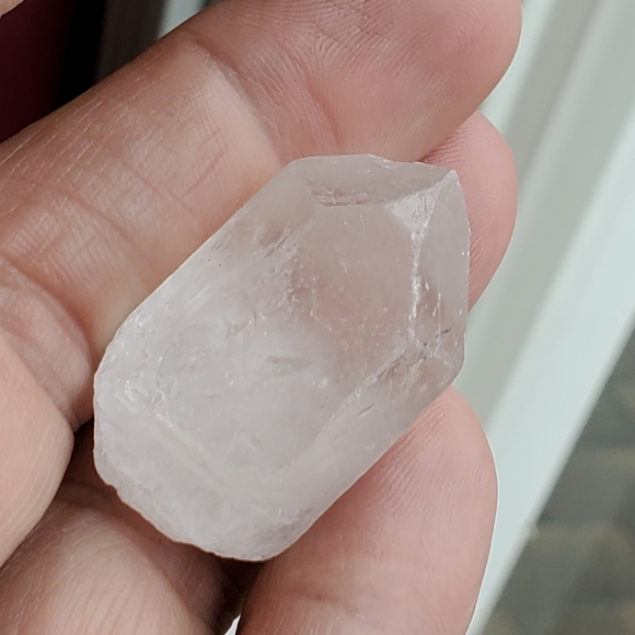 #8 Raw Quartz Crystal - Picture 3 of 7